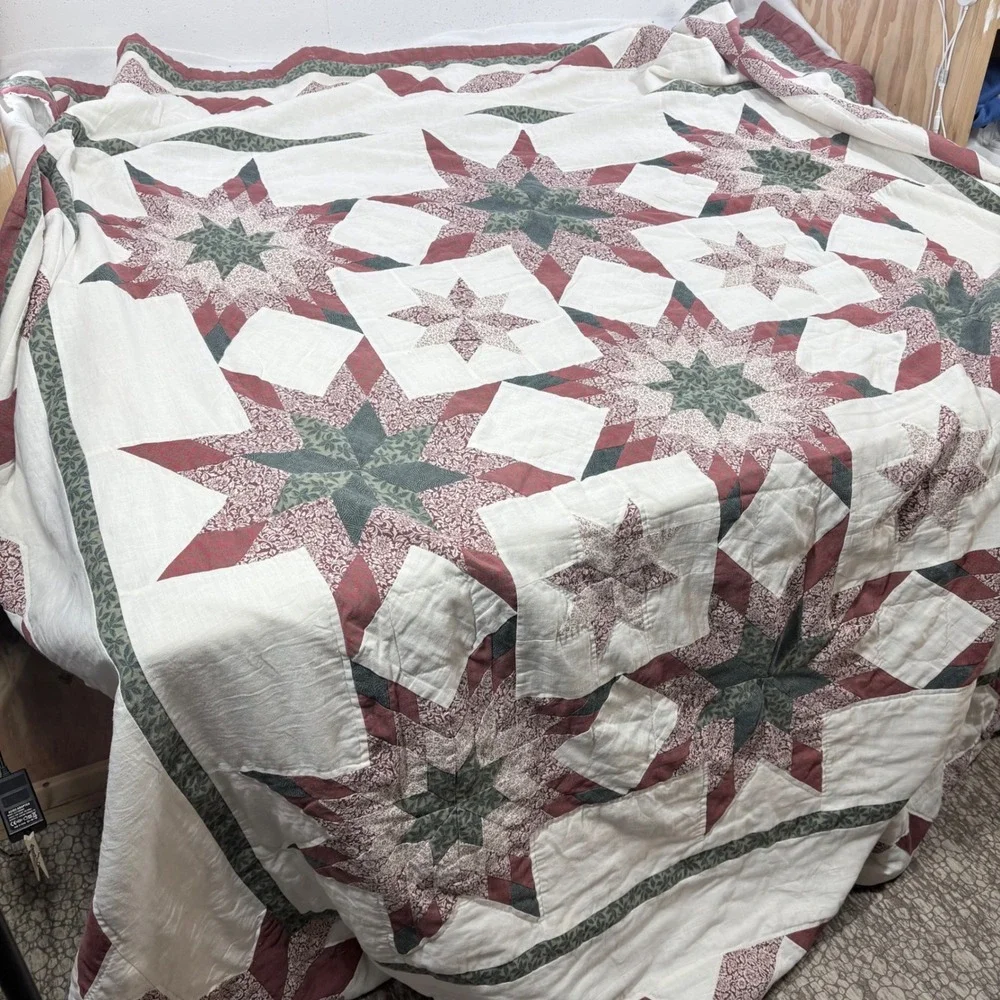 Holiday Quilt 84x84 Patchwork Christmas Star‎ Backing Cottage Grandma Farmhouse
